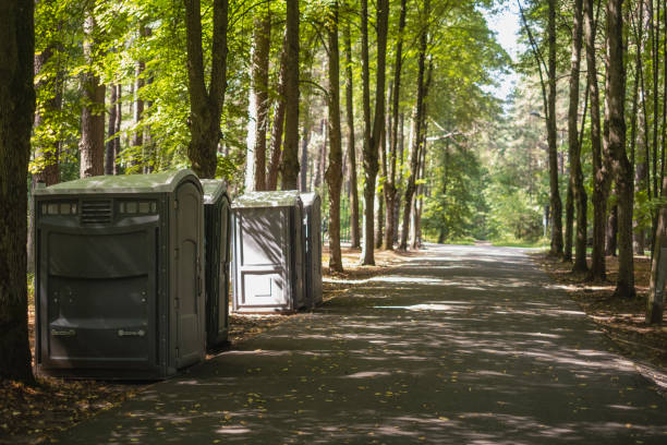 Portable bathroom rental in Ara, AL